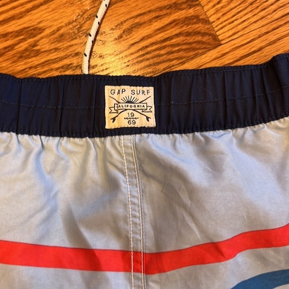 Gap Boy’s Striped Swim Shorts Size XS Regular - Picture 5 of 5